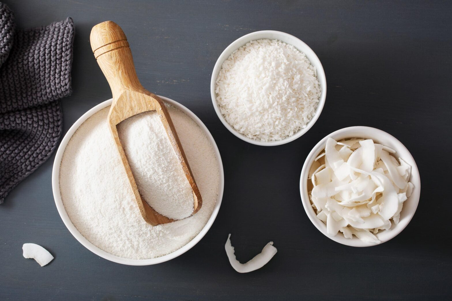 desiccated coconut flakes, coconut dried flakes, organic shredded coconut, sweetened shredded coconut