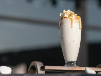 How To Use Coconut Sugar To Sweetening Smoothies, coconut sugar syrup, coconut sugar use dalgona coffee, coconut sugar uses in dalgona coffee, coconut sugar use for coffee drink, recipes using coconut sugar