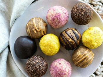 Photo by Snappr coconut flakes, snack, recipes, healthy
