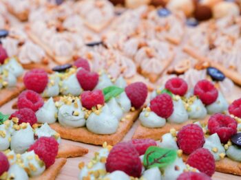 Photo by Ella Olsson sugar glycemic index, low gi sugar, organic desiccated coconut, unsweetened desiccated coconut